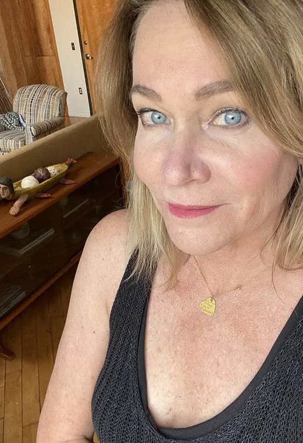 Maryanne, 58 - Australia